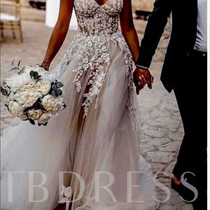 New Wedding Dress never worn